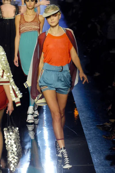 Look 53